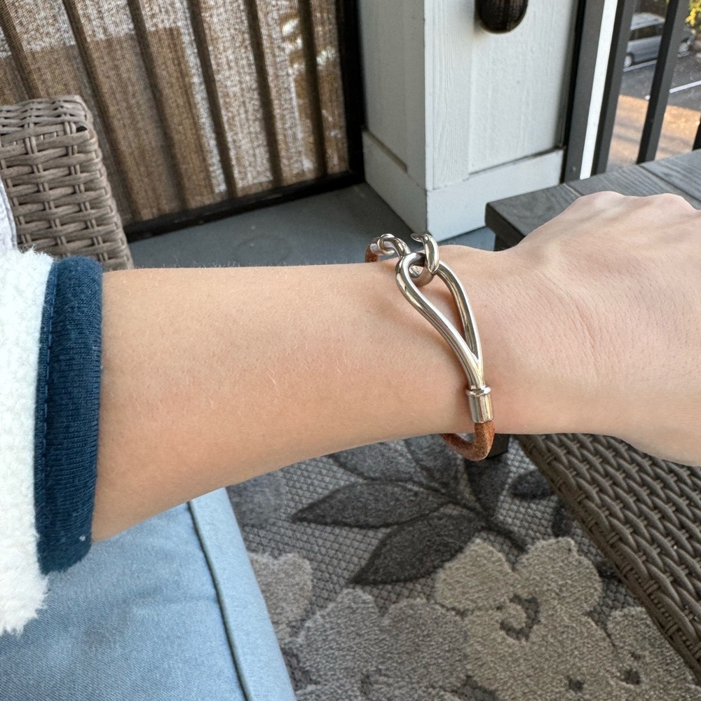 Hermes jumbo hook brown leather bracelet